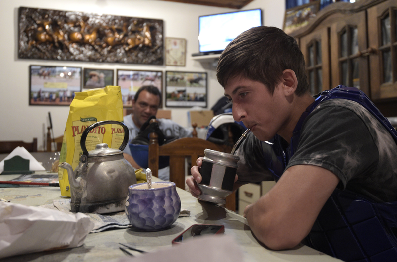 A typical mate setup. (Photo: Juan Mabromata/Getty Images)
